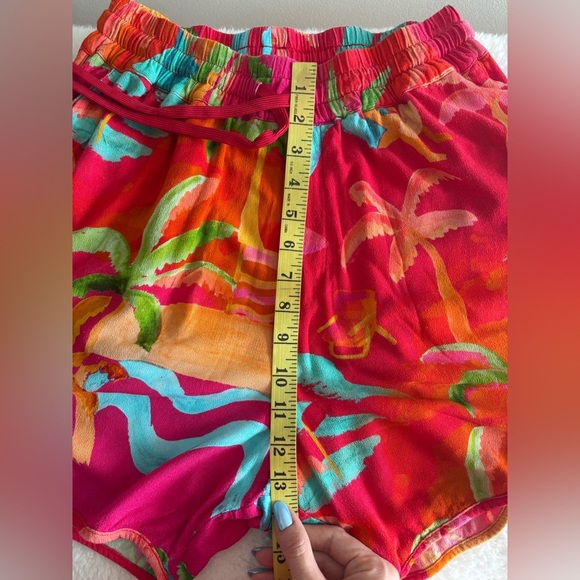 Farm Rio Tropical Print Women's Shorts with pockets Sz M - Picture 10 of 11